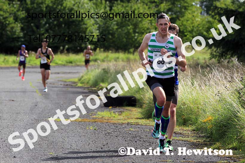 2023 Tynedale 'Jelly Tea' 10 Mile Road Race,  Ouston Airfield, Albermarle Barracks,  Northumberland.  Photo: David T. Hewitson/Sports for All Pics